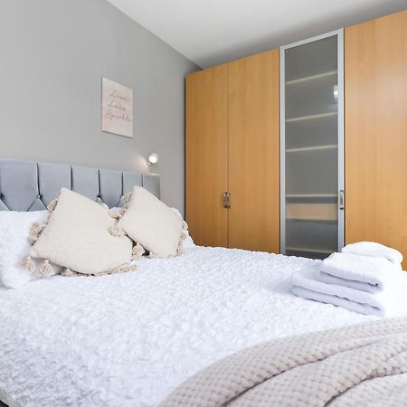 Crewe Apartment - 2 Bed, Free Off Street Parking And Private Garden Εδιμβούργο Εξωτερικό φωτογραφία