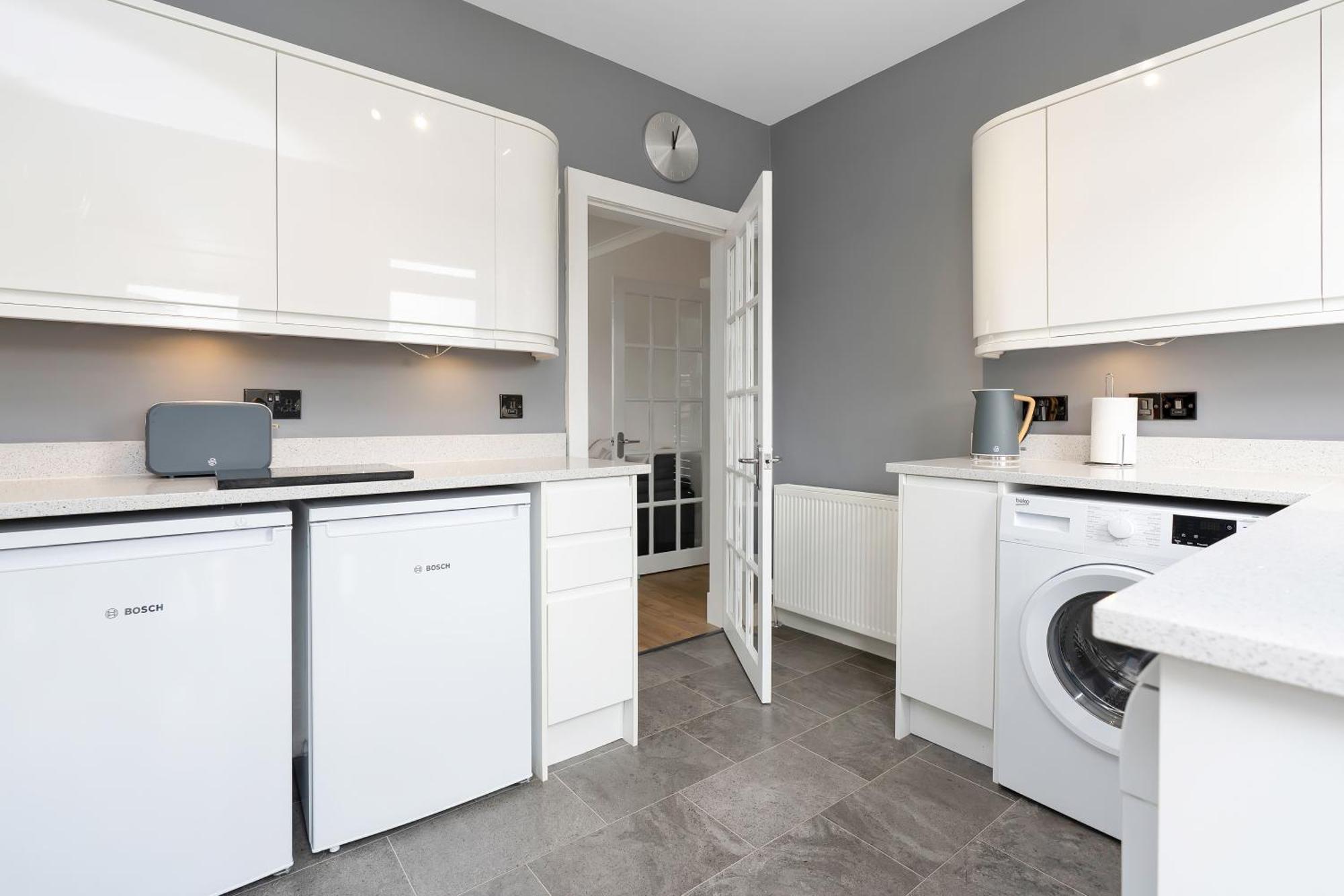 Crewe Apartment - 2 Bed, Free Off Street Parking And Private Garden Εδιμβούργο Εξωτερικό φωτογραφία